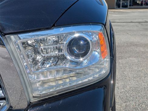 Used 2016 RAM 1500 Laramie w/ Convenience Group image 11