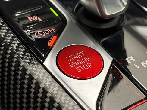 Used 2024 BMW M4 Competition image 35