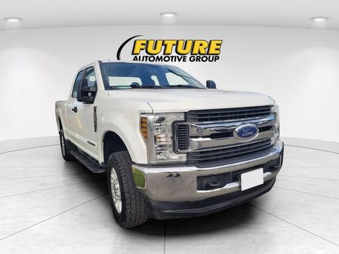 Used 2019 Ford F250 XL w/ Power Equipment Group AWD/4WD image 1
