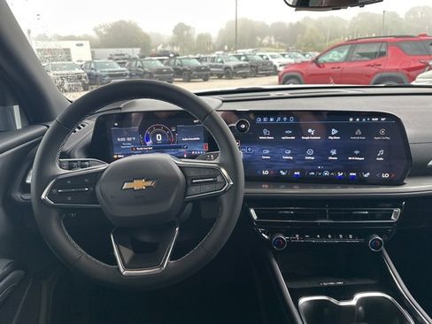 New 2026 Chevrolet Traverse LT w/ Sun and Wheel Package image 27