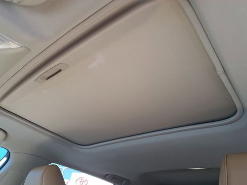 Used 2024 Toyota RAV4 Limited image 18