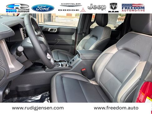 New 2026 Ford Bronco Outer Banks w/ Sasquatch Package AWD/4WD image 11