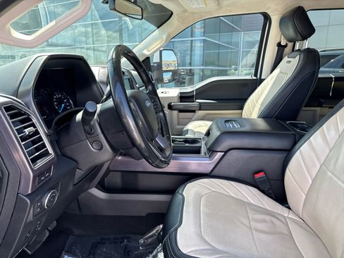Used 2020 Ford F350 Limited AWD/4WD image 23