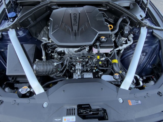 Used 2026 Genesis G70 2.5T RWD image 29