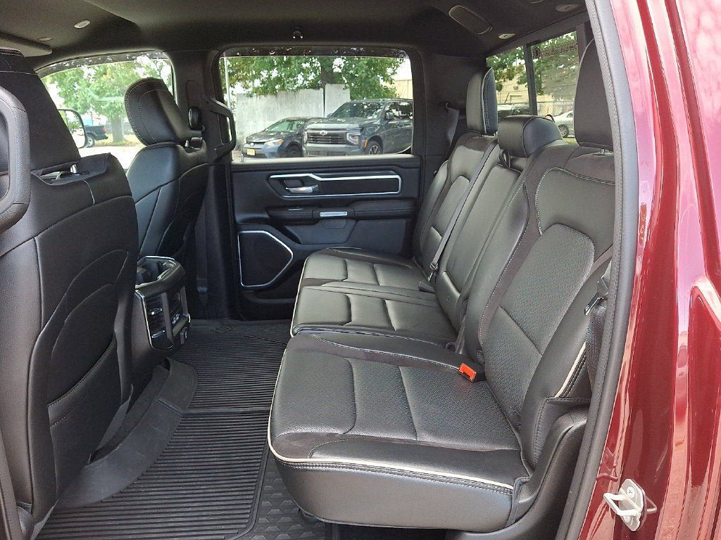 Used 2023 RAM 1500 Laramie AWD/4WD image 11