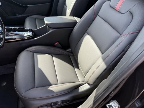 New 2026 Chevrolet Trax RS image 21