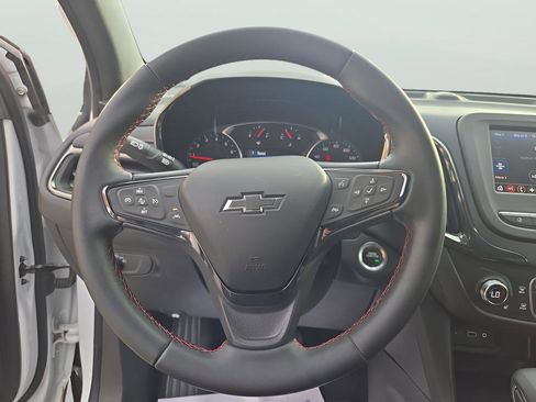 Used 2023 Chevrolet Equinox RS image 24