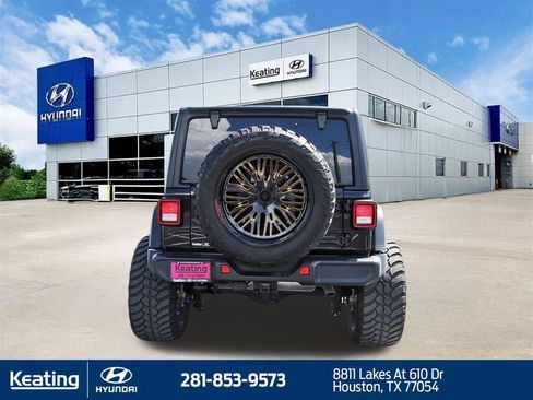 Used 2025 Jeep Wrangler Unlimited Sport AWD/4WD image 6