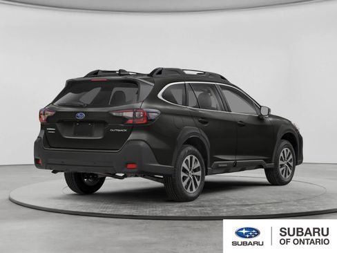 Used 2024 Subaru Outback Premium AWD/4WD image 2
