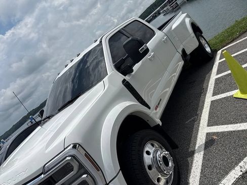 Used 2025 Ford F450 Platinum w/ FX4 Off-Road Package AWD/4WD image 1