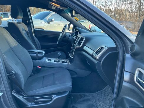 Used 2014 Jeep Grand Cherokee Laredo w/ Quick Order Package 23E image 10