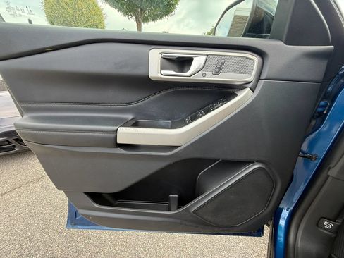 Used 2022 Ford Explorer Limited RWD image 31