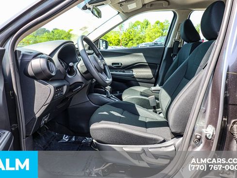Used 2025 Nissan Kicks Play S FWD image 18