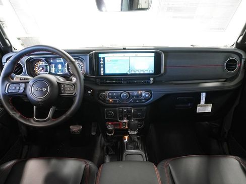 New 2026 Jeep Wrangler Unlimited Rubicon 392 image 17