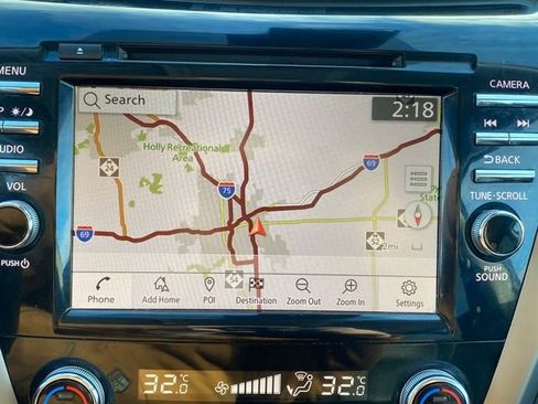 Used 2024 Nissan Murano SV image 11