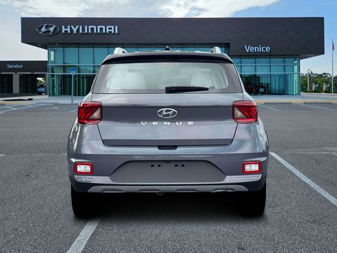 New 2026 Hyundai Venue SEL FWD image 6