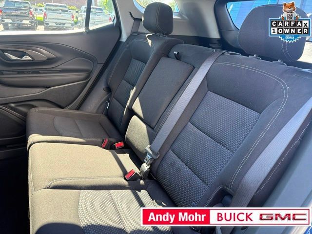Used 2023 GMC Terrain SLE w/ Driver Convenience Package FWD image 18