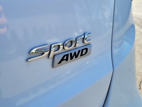 Used 2017 Hyundai Santa Fe Sport image 6
