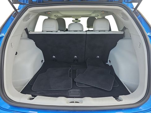Used 2019 Jeep Compass Latitude w/ Popular Equipment Group FWD image 26