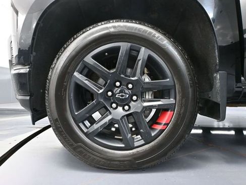 Used 2021 Chevrolet Silverado 1500 RST w/ Redline Edition AWD/4WD image 18