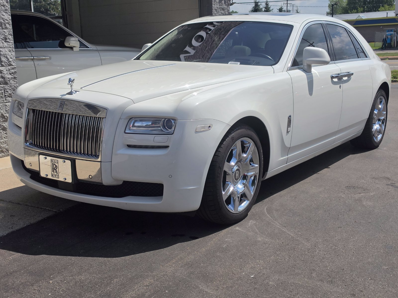Used 2012 Rolls-Royce Ghost RWD image 1