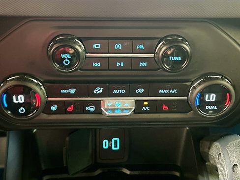 Used 2024 Ford Bronco Raptor AWD/4WD image 14