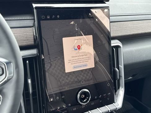 New 2026 GMC Acadia Denali FWD image 21