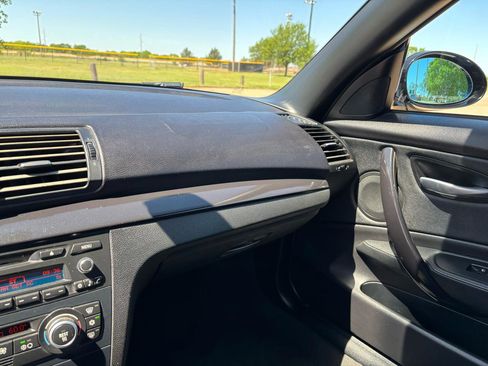 Used 2008 BMW 128i Convertible image 28