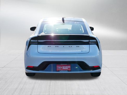 Certified 2026 Toyota Prius Plug-In Hybrid image 6