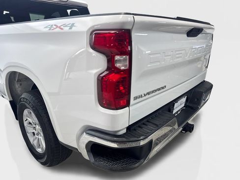 Used 2019 Chevrolet Silverado 1500 LT w/ All-Star Edition AWD/4WD image 19