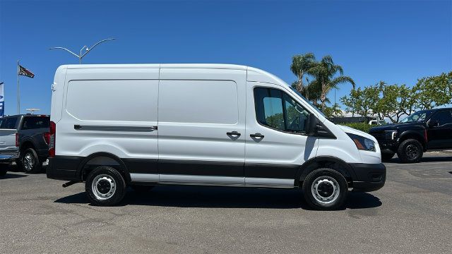 New 2026 Ford Transit 250 148 Medium Roof w/ Load Area Protection Package RWD image 2