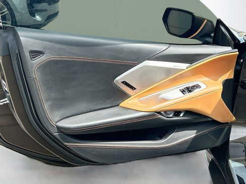 Used 2021 Chevrolet Corvette Stingray Premium Cpe w/ Z51 Performance Package image 14