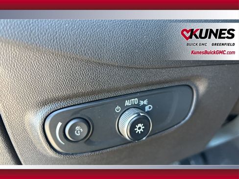 Used 2024 Chevrolet Equinox LT image 20