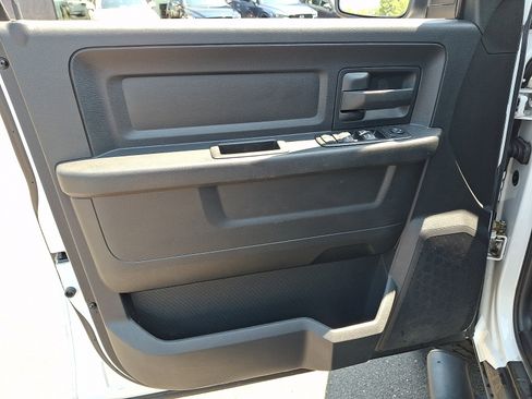 Used 2015 RAM 1500 Express AWD/4WD image 13