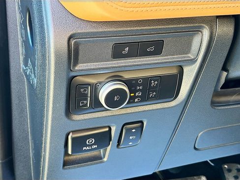 Used 2022 Ford Expedition Max Platinum image 10