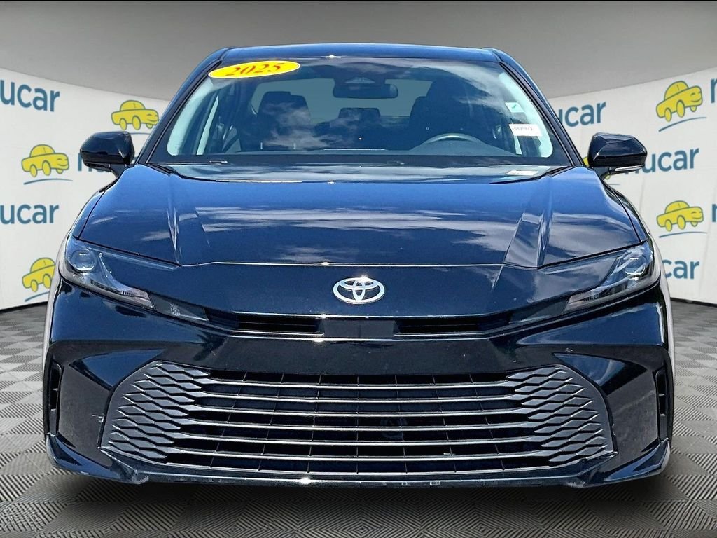 Used 2025 Toyota Camry LE FWD image 2