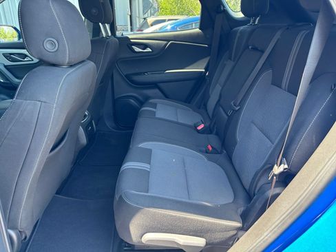 Used 2025 Chevrolet Blazer LT FWD image 27