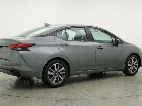 Used 2025 Nissan Versa SV FWD image 9