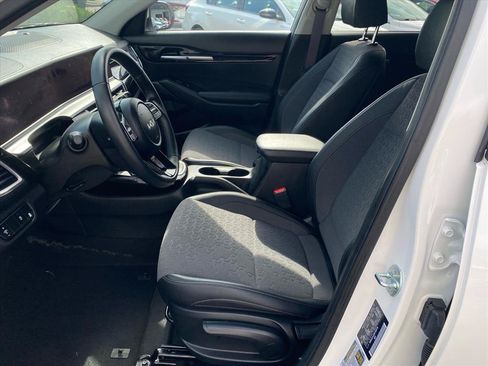 Certified 2024 Kia Seltos S AWD/4WD image 10