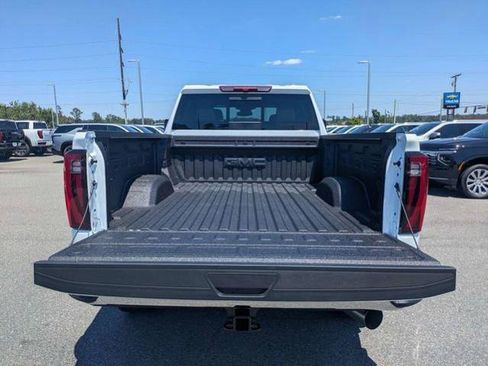 New 2026 GMC Sierra 2500 SLT w/ SLT Premium Package AWD/4WD image 14