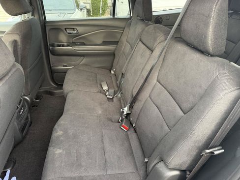 Used 2022 Honda Pilot Sport image 9