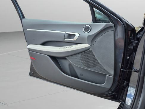 New 2026 Hyundai Sonata SEL FWD image 22