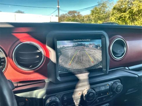 Used 2020 Jeep Wrangler Unlimited Rubicon image 14