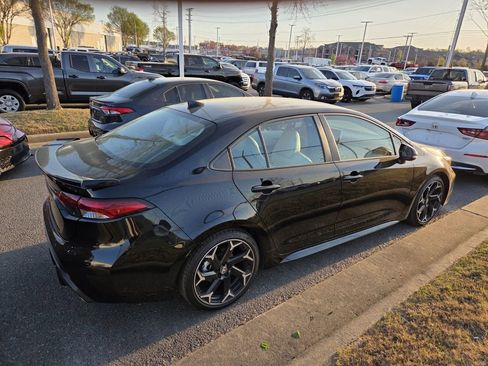 Used 2025 Toyota Corolla FX w/ Convenience Package image 3