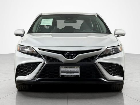 Used 2024 Toyota Camry SE FWD image 8