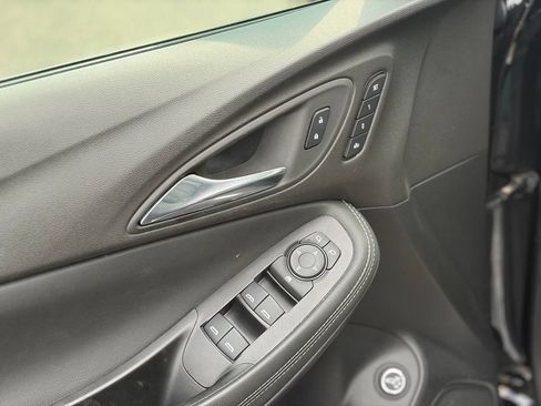 Used 2023 Buick Encore GX Essence w/ Advanced Technology Package AWD/4WD image 17