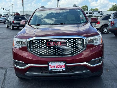 Used 2017 GMC Acadia Denali w/ Technology Package AWD/4WD image 9
