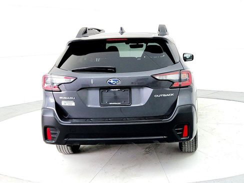 Used 2021 Subaru Outback Premium image 5