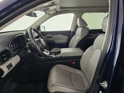 Used 2023 Honda Pilot Elite image 22