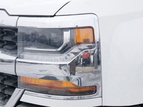 Used 2017 Chevrolet Silverado 1500 W/T w/ WT Convenience Package image 7